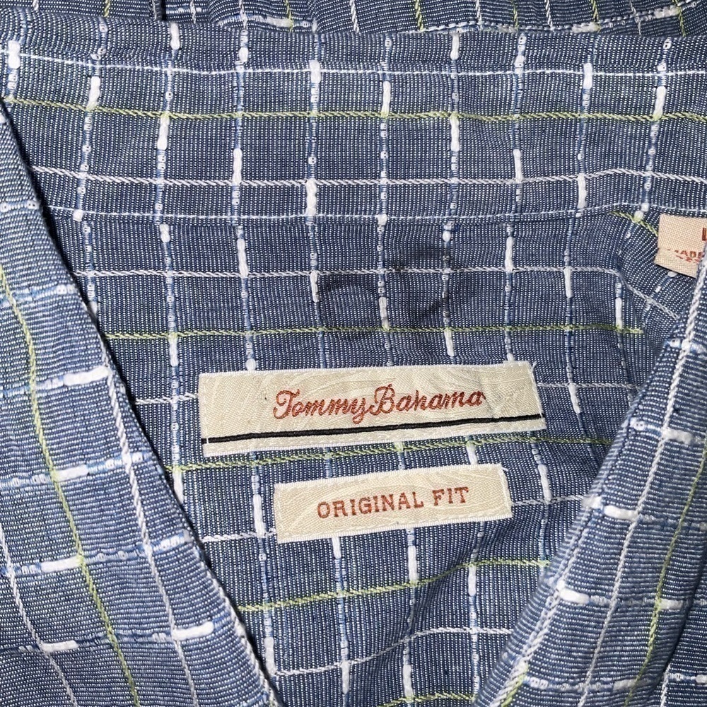 Men’s button front size L large Tommy Bahama silk shirt blue plaid - Picture 3 of 4